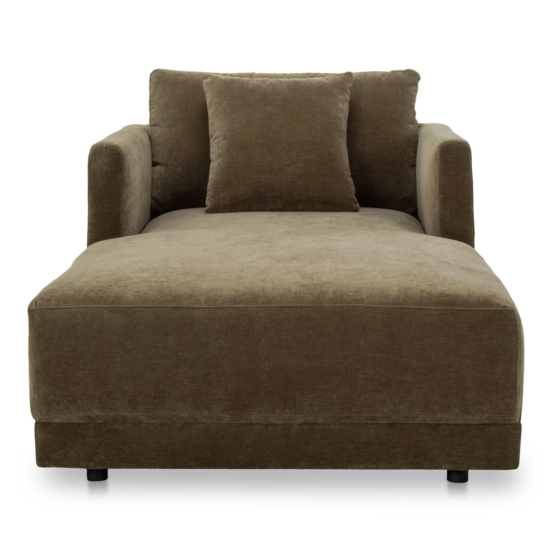 Timeless Eco-Chic Lounge Chair