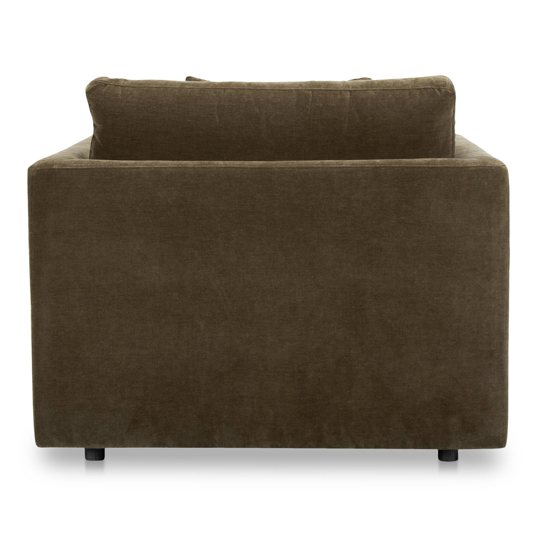 Timeless Eco-Chic Lounge Chair