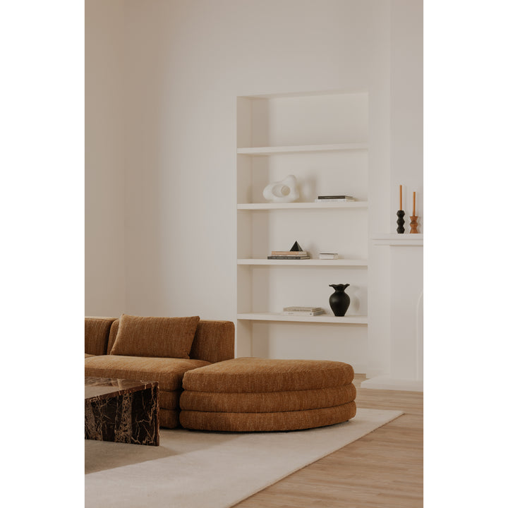 Retro-Chic Curve Seating Solution