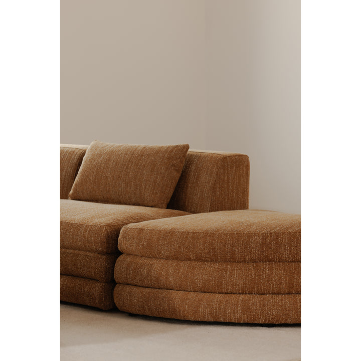 Retro-Chic Curve Seating Solution