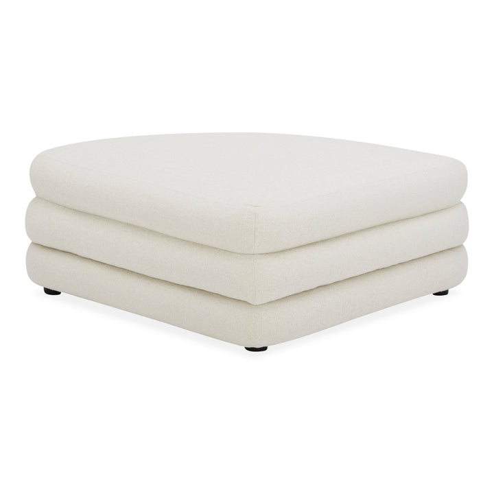 Retro-Chic Curve Seating Solution