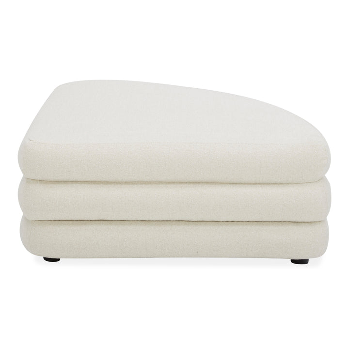 Retro-Chic Curve Seating Solution