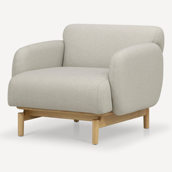 Modern Masterpiece Oak Chair - Timeless Elegance