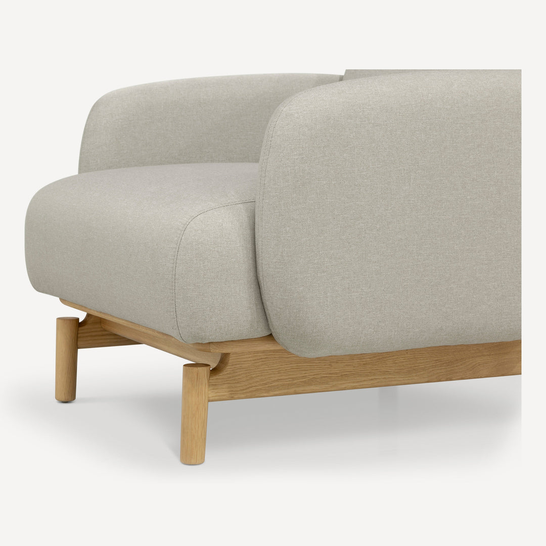 Modern Masterpiece Oak Chair - Timeless Elegance