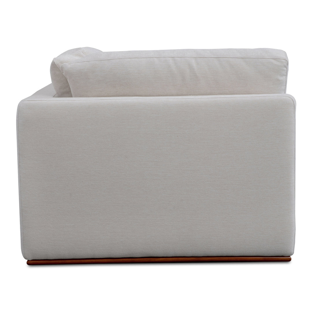 Cloud-Embrace Chair: Sleek, Comfortable & Modular