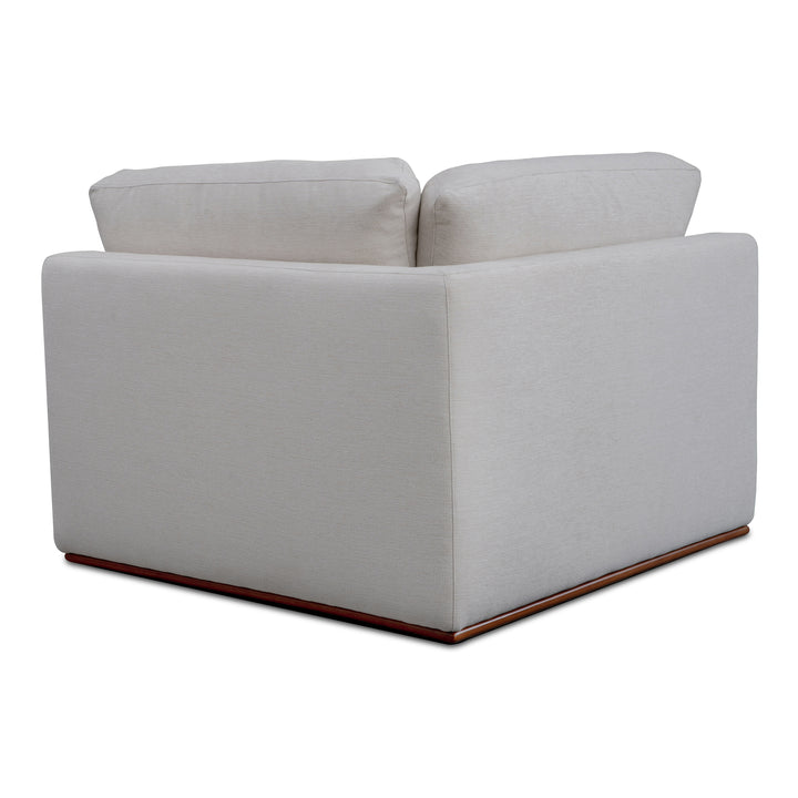 Cloud-Embrace Chair: Sleek, Comfortable & Modular