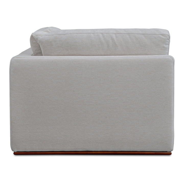 Cloud-Embrace Chair: Sleek, Comfortable & Modular