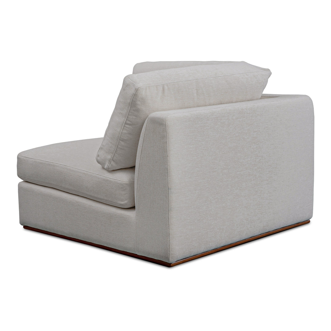Cloud-Embrace Chair: Sleek, Comfortable & Modular