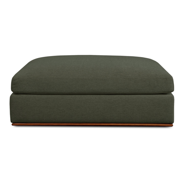 Cloud-Cushioned Sleek Floater