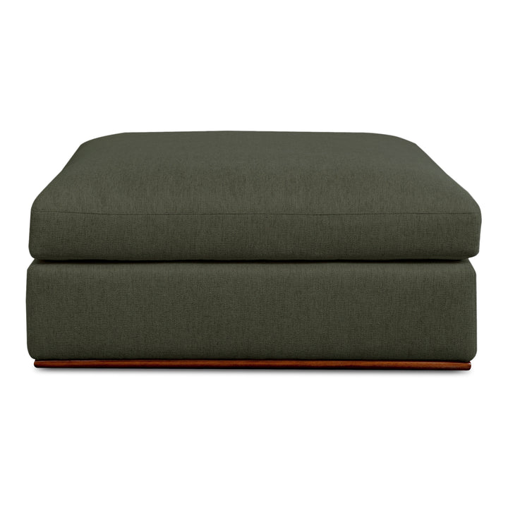 Cloud-Cushioned Sleek Floater