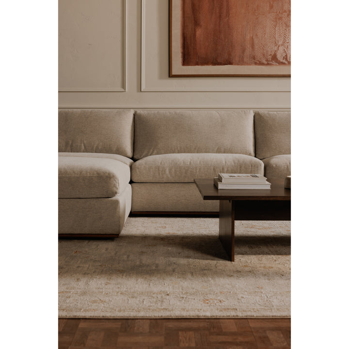 Cloud-Cushioned Sleek Floater