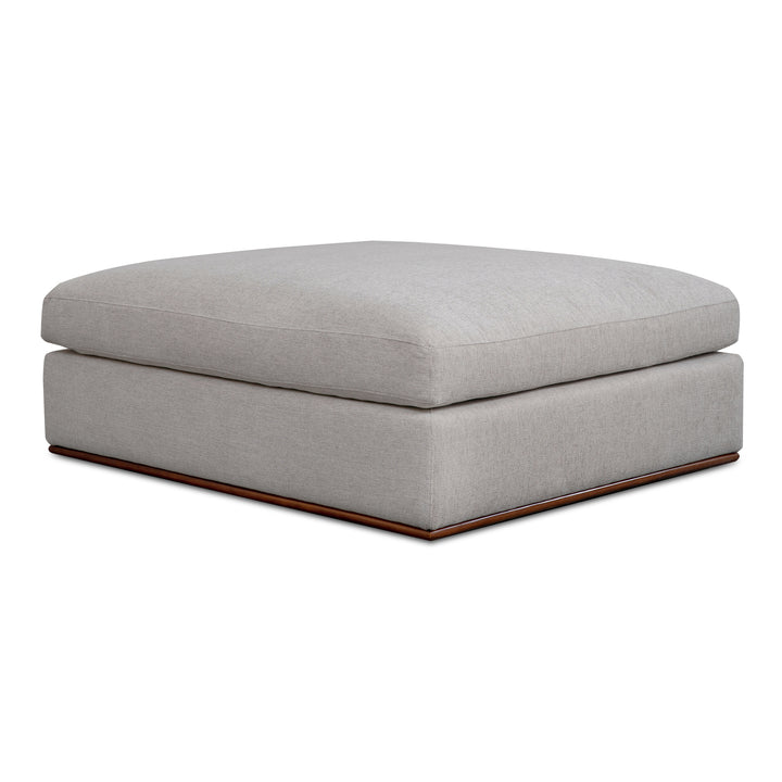 Cloud-Cushioned Sleek Floater