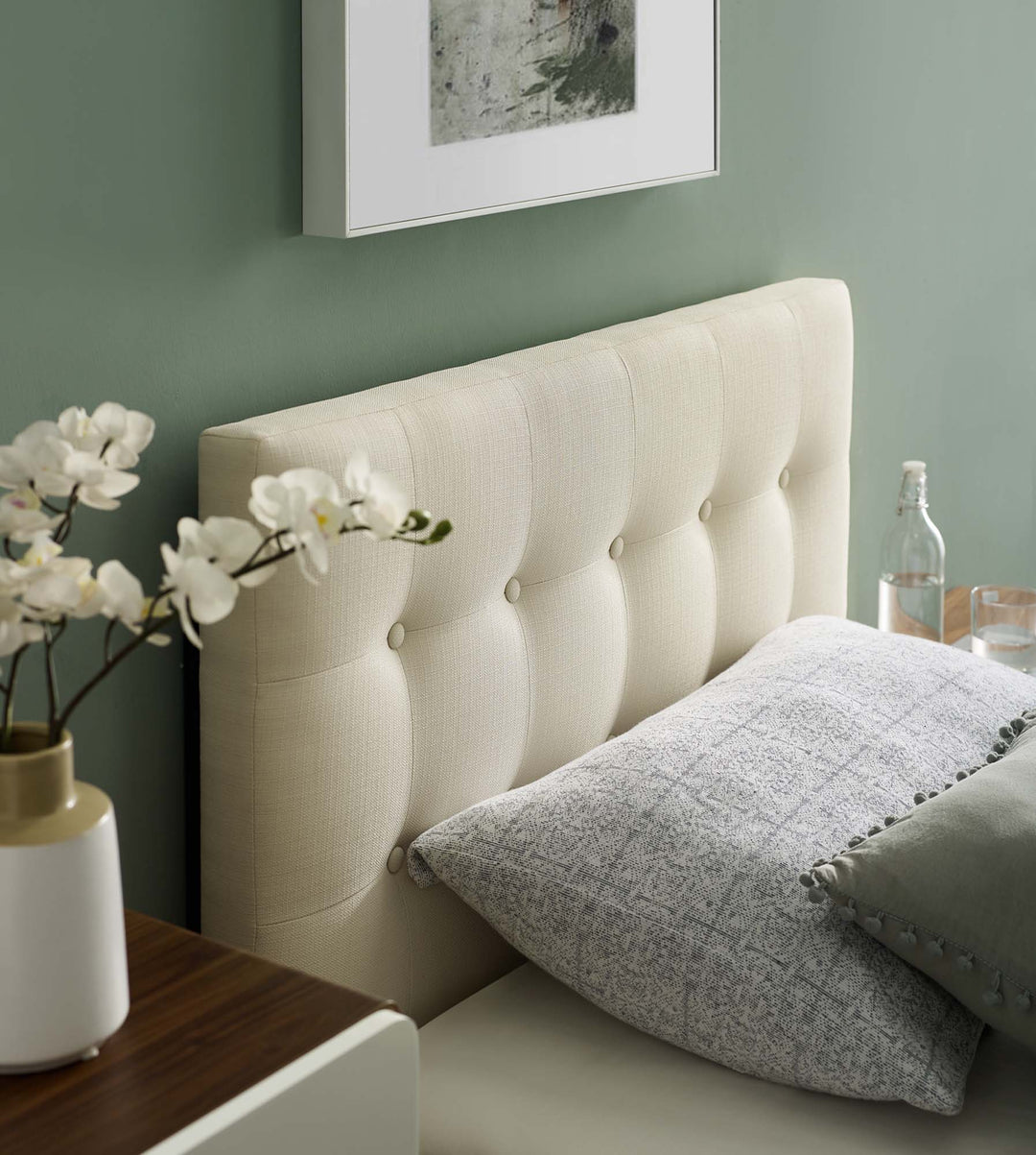 Evelyn Upholstered Fabric Twin Headboard