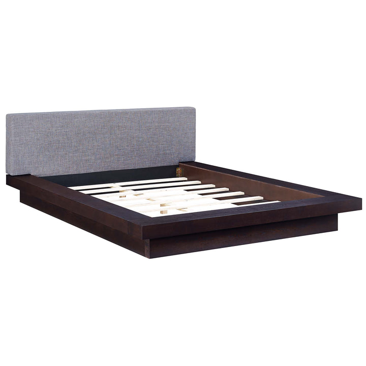 Felicia Flaxen Queen Platform Bed