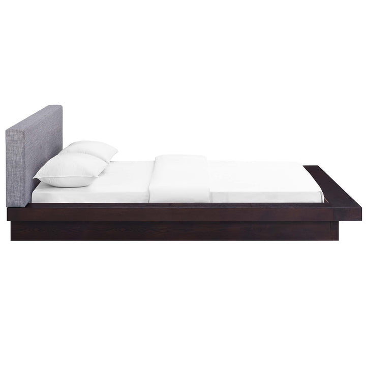 Felicia Flaxen Queen Platform Bed