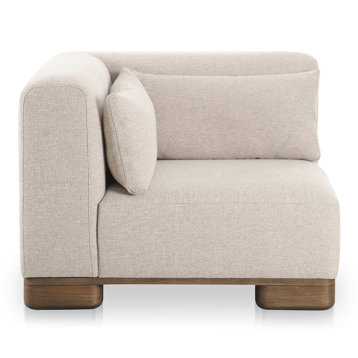 Modular Versatility: The Oak-Veneered Corner Chair