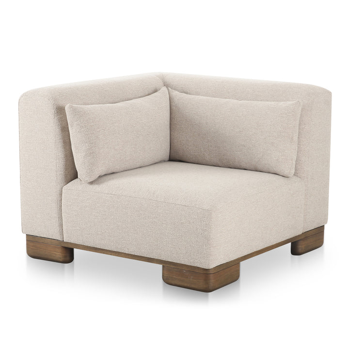 Modular Versatility: The Oak-Veneered Corner Chair