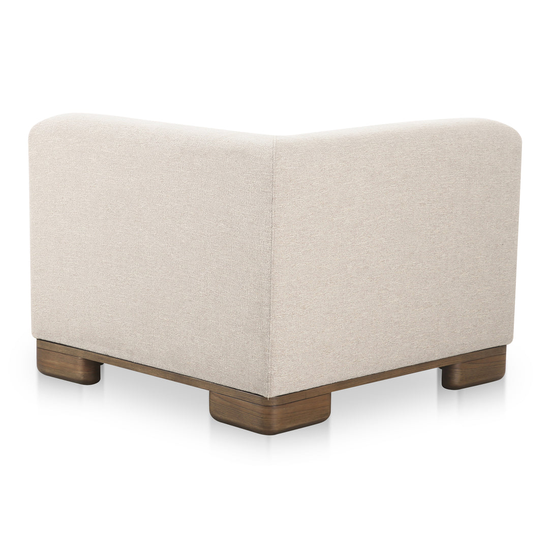 Modular Versatility: The Oak-Veneered Corner Chair
