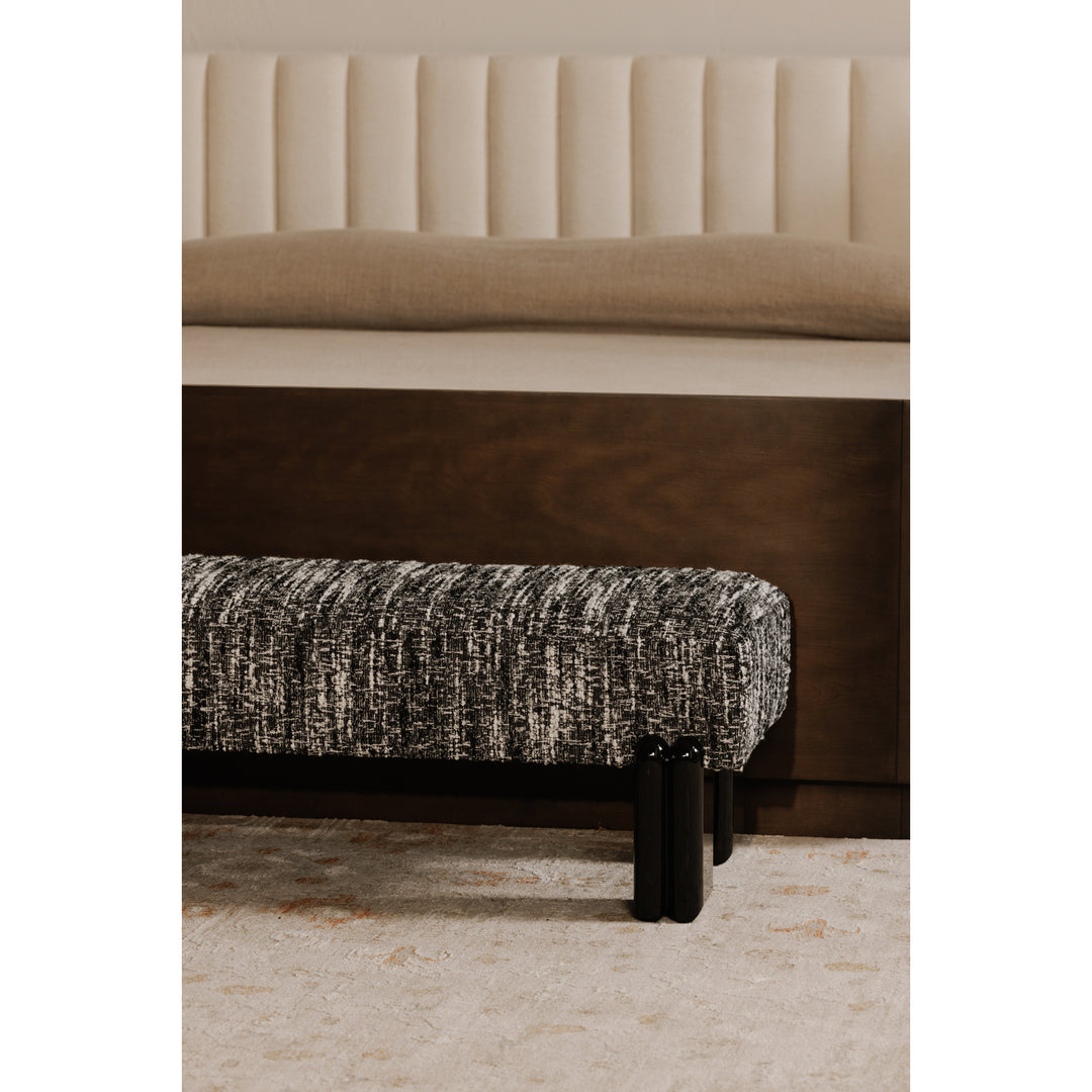 Modern Contrast Bench: A Fusion of Style & Comfort
