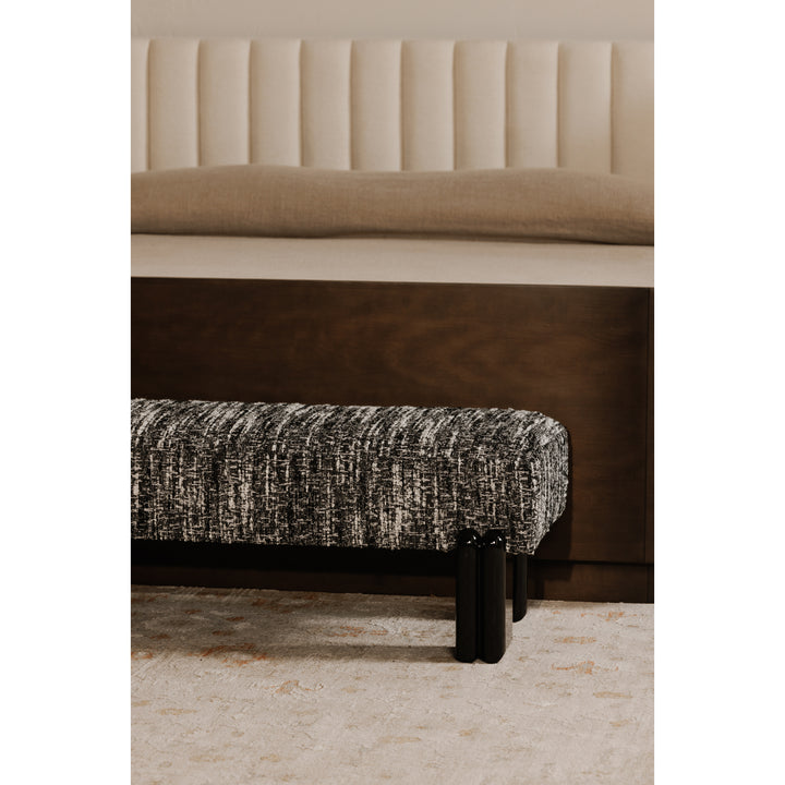 Modern Contrast Bench: A Fusion of Style & Comfort
