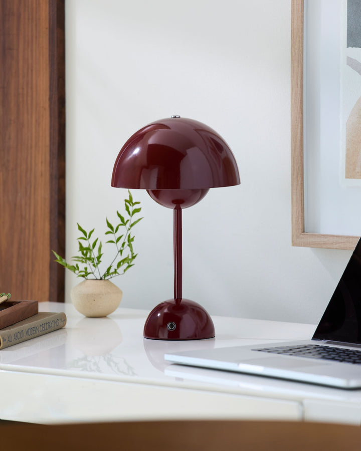 Pomi Table Lamp