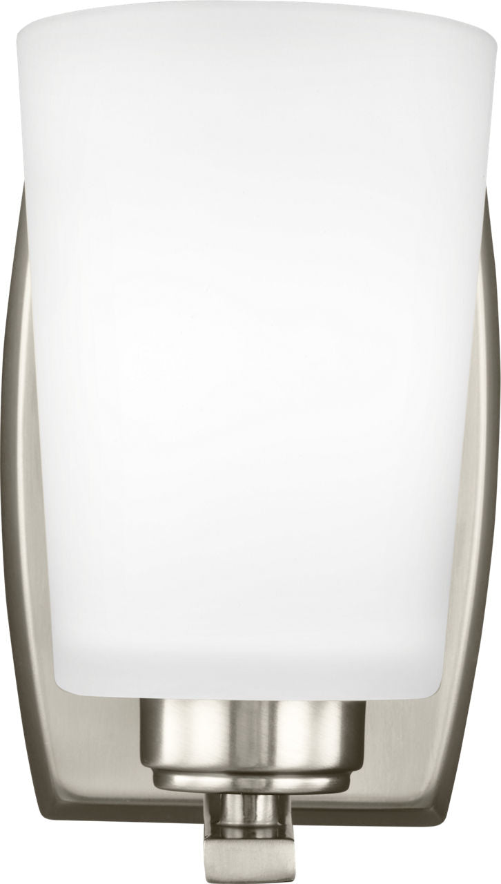 Franport One Light Wall / Bath Sconce in Sconce Brushed Nickel Bulbs Included