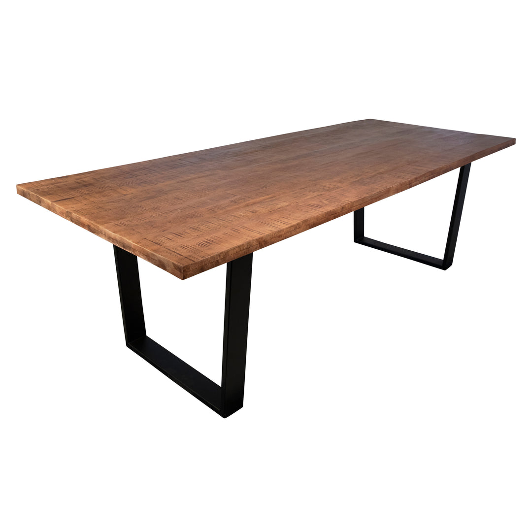 Elegant Solstice Gathering Table