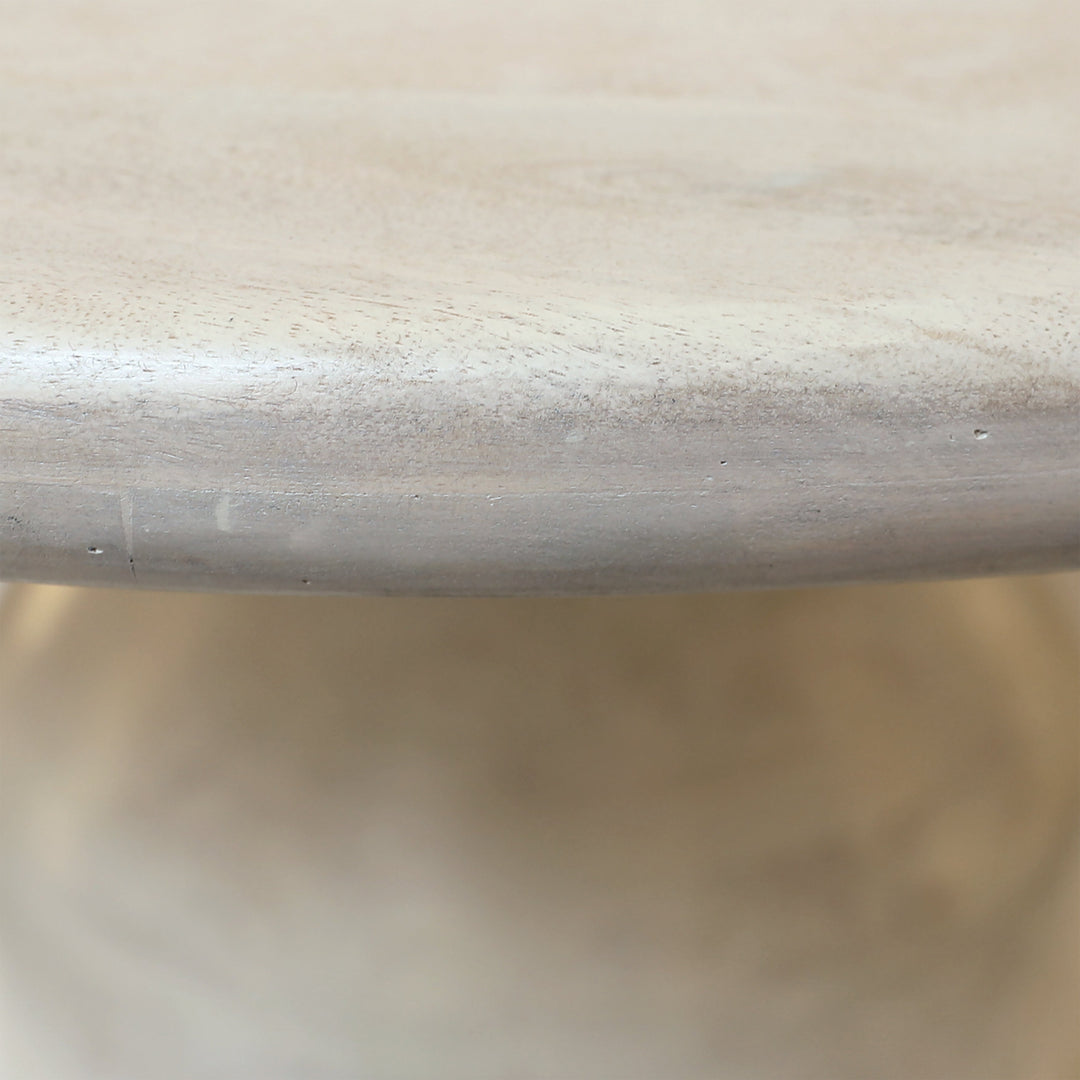 Elegant Espada Dining Table