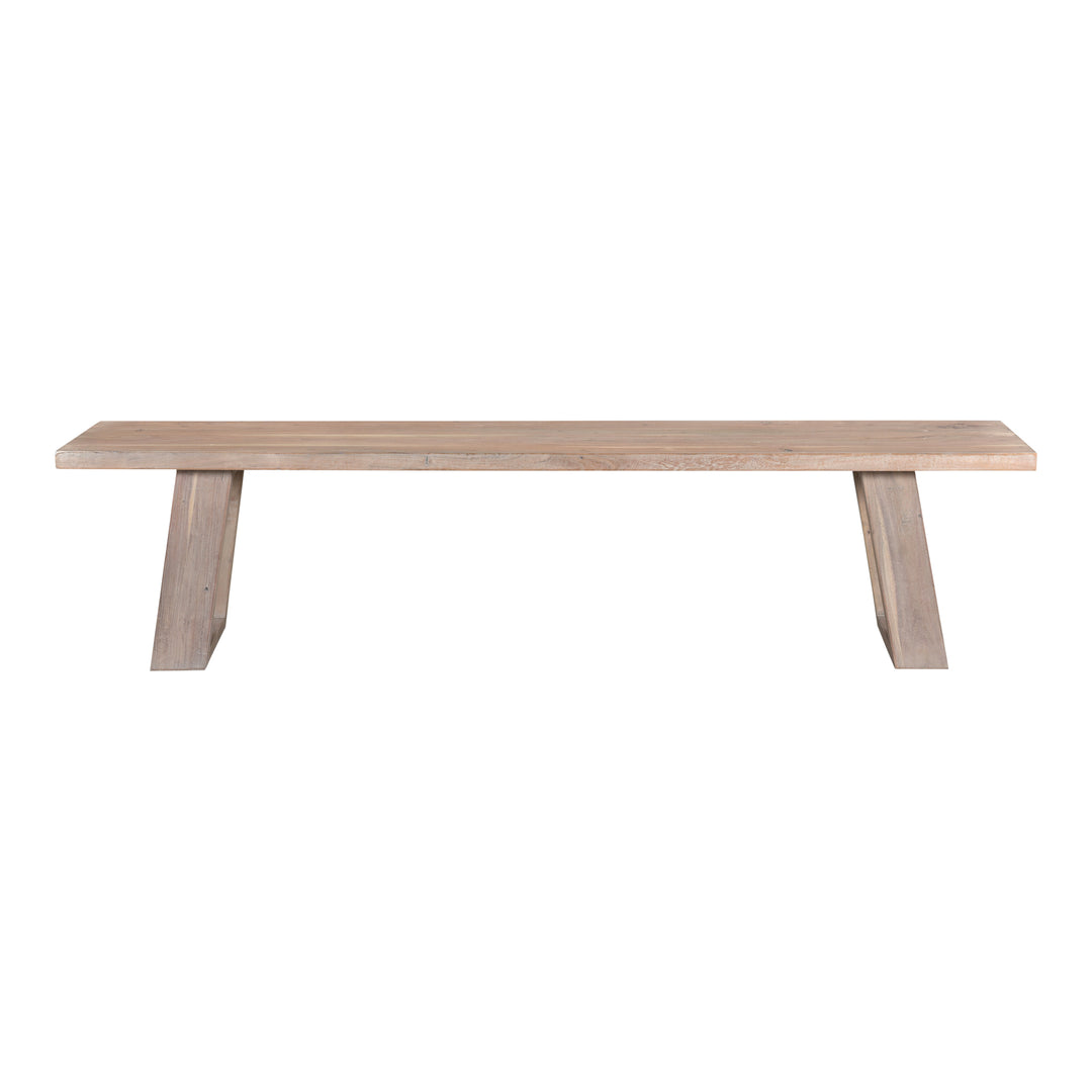 Scandinavian-Inspired Expansive Kitchen Island