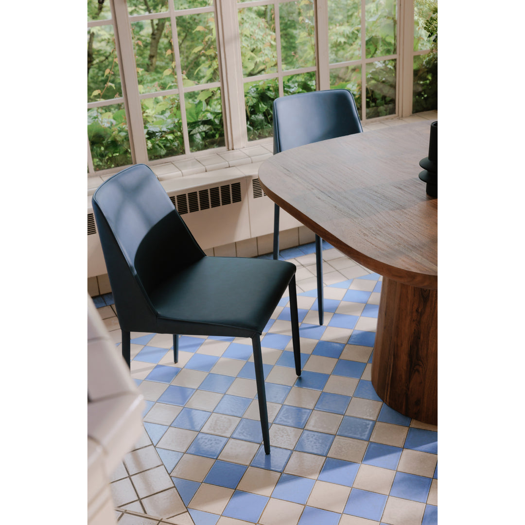 Nature's Statement Dining Table: Acacia Wood Drum Pedestal Design