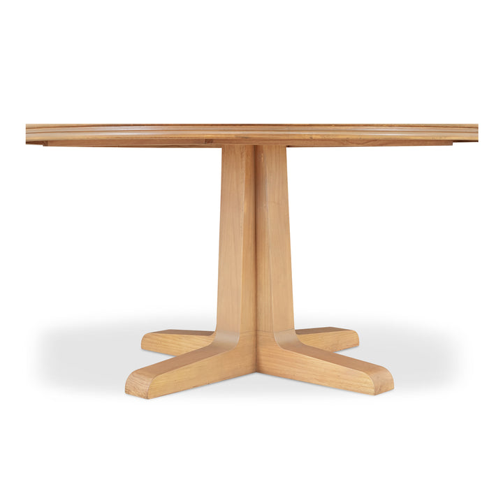 Elegant Vintage-Inspired Dining Table