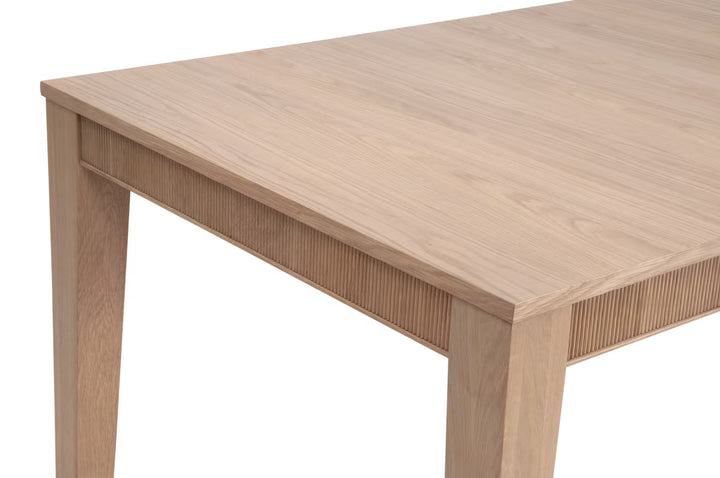 Highland Extension Dining Table