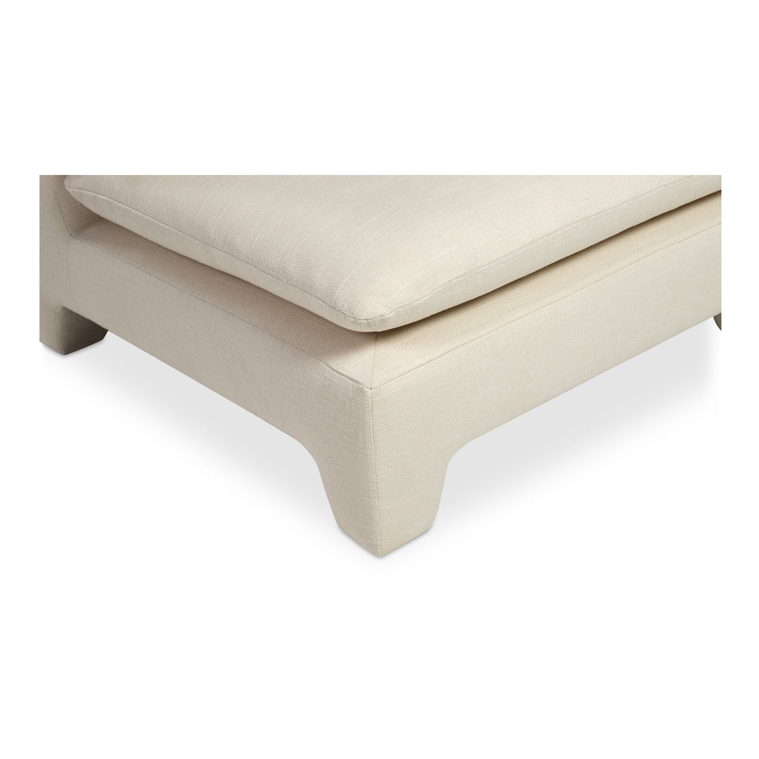 Retro-Chic Lounge Seater with Plush Padding