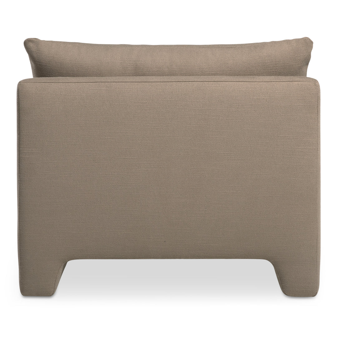 Retro-Chic Lounge Seater with Plush Padding