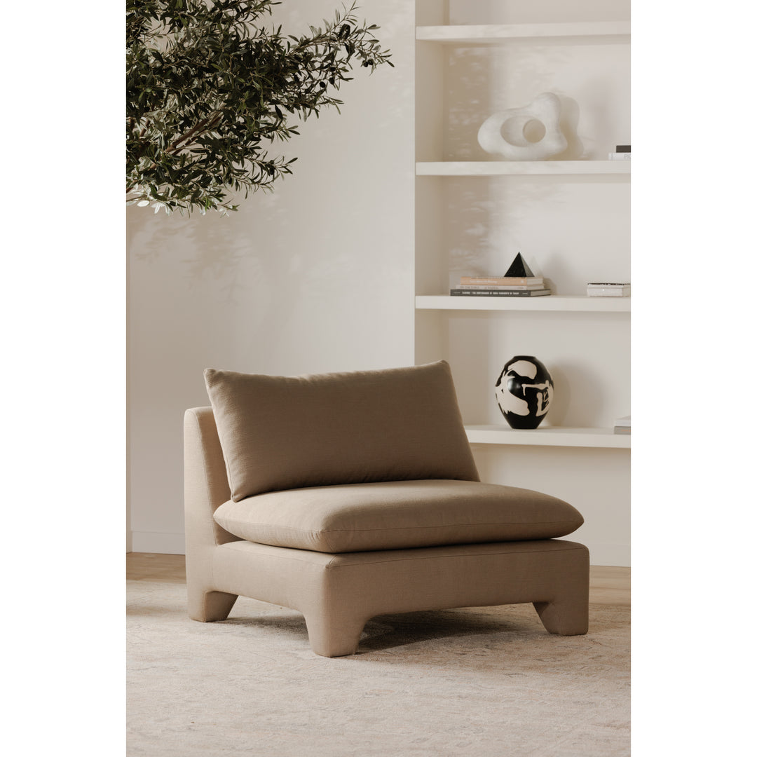 Retro-Chic Lounge Seater with Plush Padding