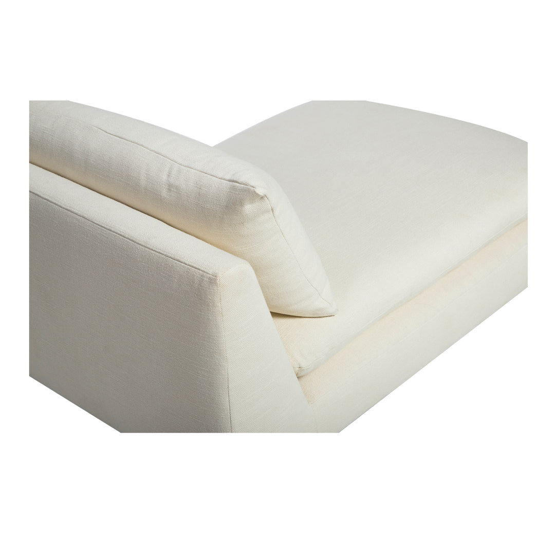 Retro-Chic Lounger with Padded Legs