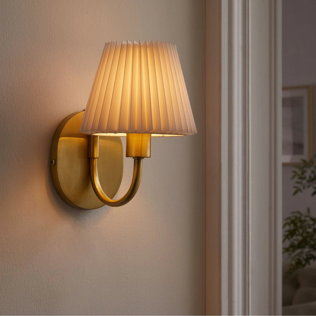 Wanda Wall Sconce - Brass