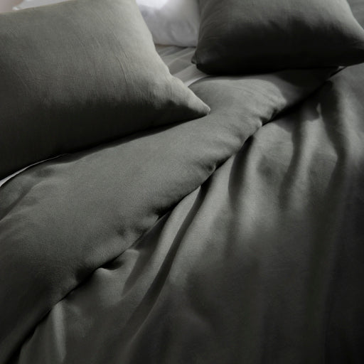 Timeless Comfort: Dawson DAW-2001 26"H x 26"W Sham
