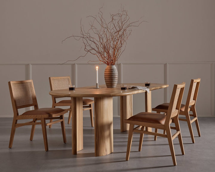 Luna Dining Table