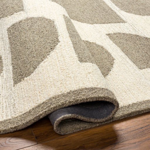 Granada Grandeur Handcrafted Rug