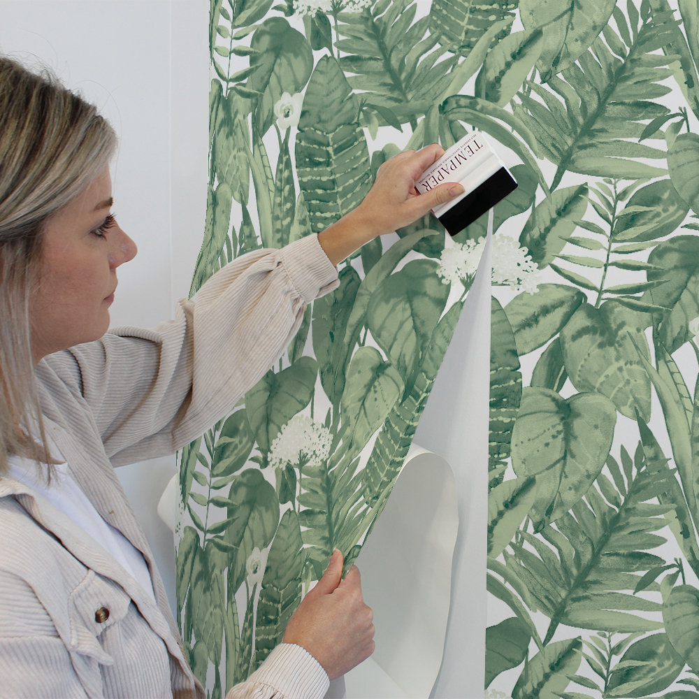 Tropical Peel And Stick Wallpaper Bay Isle Home™ Color: Green