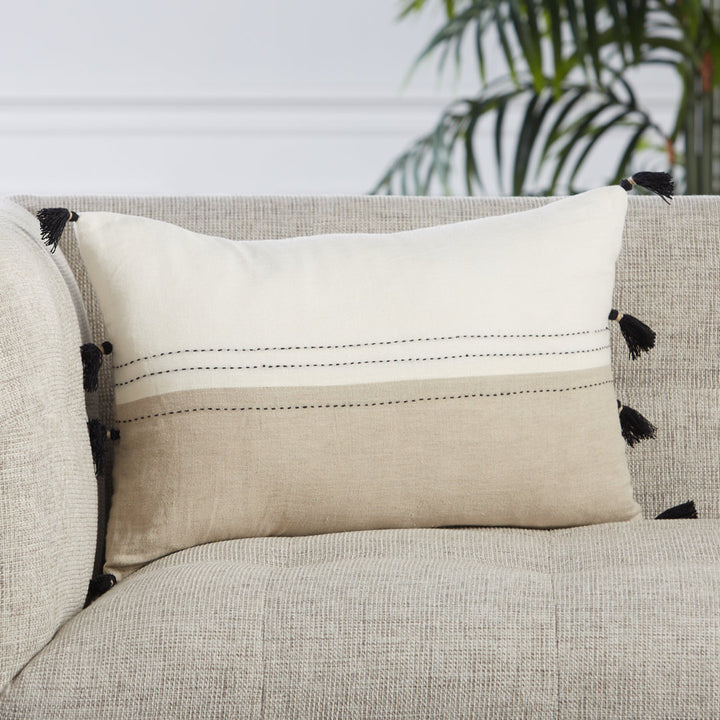 Griffin 100% Linen Lumbar Rectangular Pillow Joss & Main
