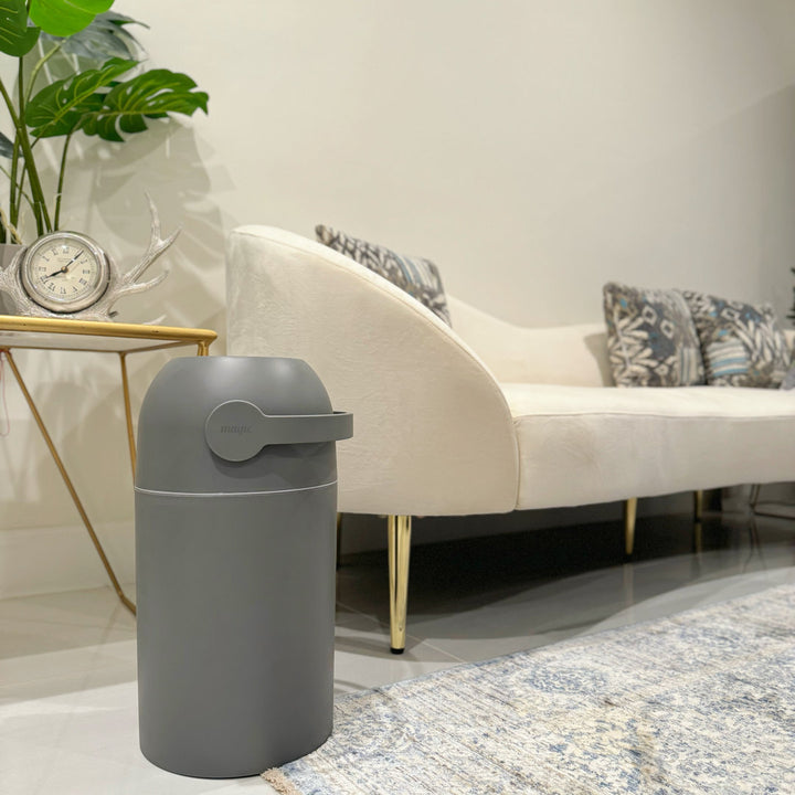 Odor-Free Diaper Pail L.A. Baby Color: Gray
