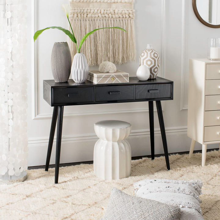 Brycon 41.8" Console Table George Oliver Color: Black