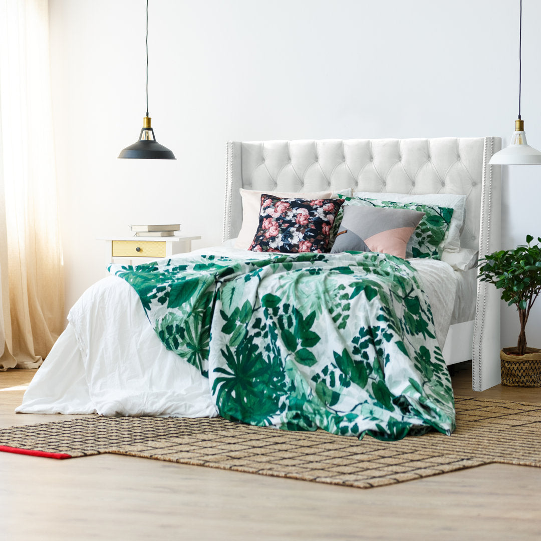 Annabel Upholstered Wingback Bed Kelly Clarkson Home Size: King Body Fabric: Classic White Velvet