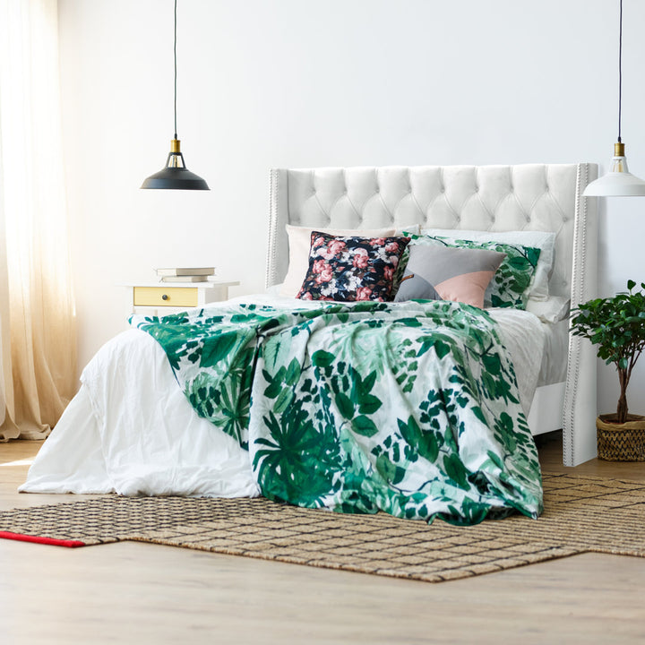 Annabel Upholstered Wingback Bed Kelly Clarkson Home Size: King Body Fabric: Classic White Velvet