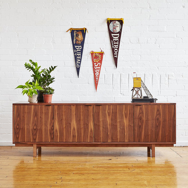 Belmont Credenza Gus* Modern