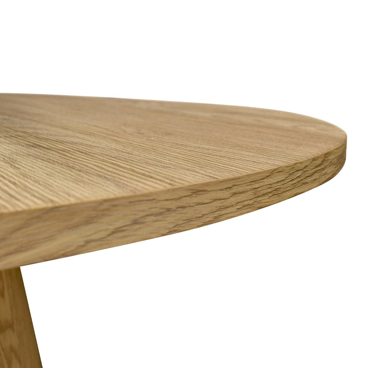 Agne 35" Round Pedestal Dining Table George Oliver Color: Oak