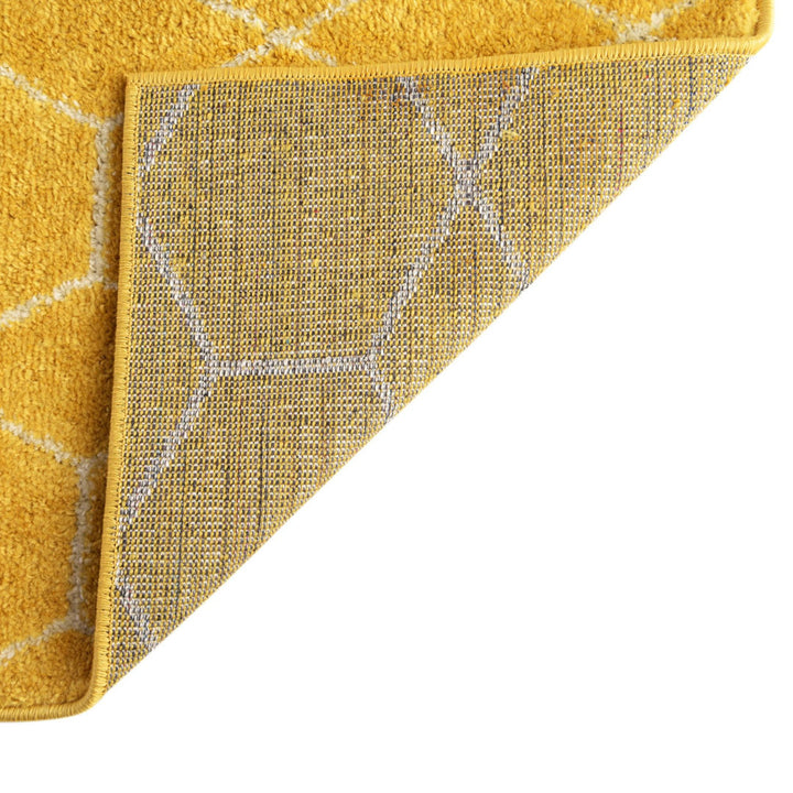 Debrodie Geometric Yellow Area Rug George Oliver Rug Size: Rectangle 3'3" x 5'3"