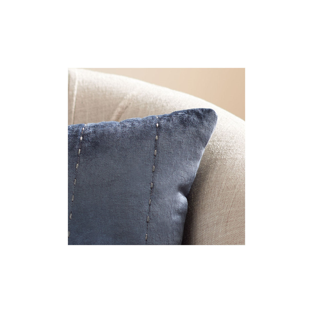 Rectangular Pillow Cover and Insert Safavieh Color: Gray